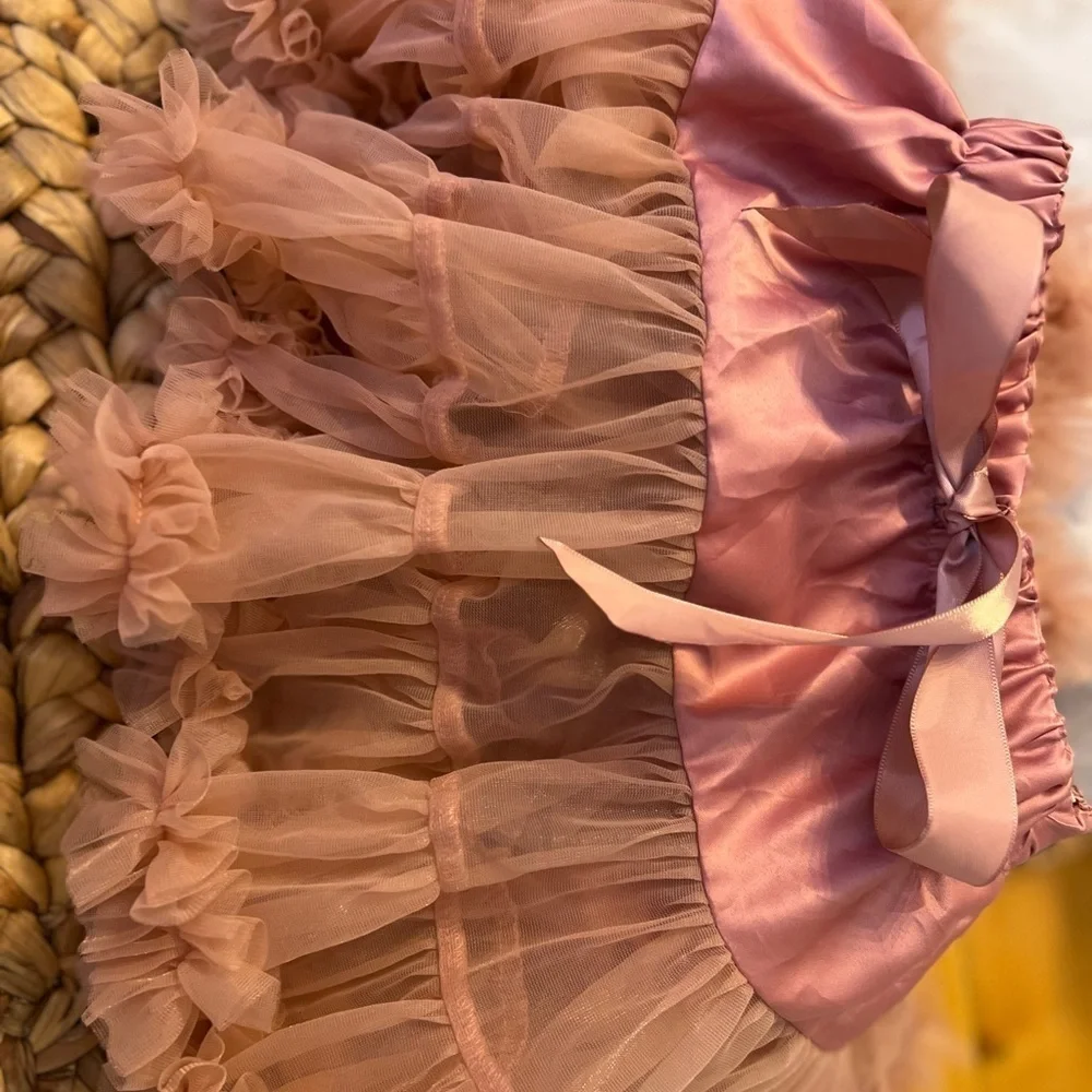 2 small tutus for dress ups/halloween/ dance/ ballet/ ballerina  Pink & white